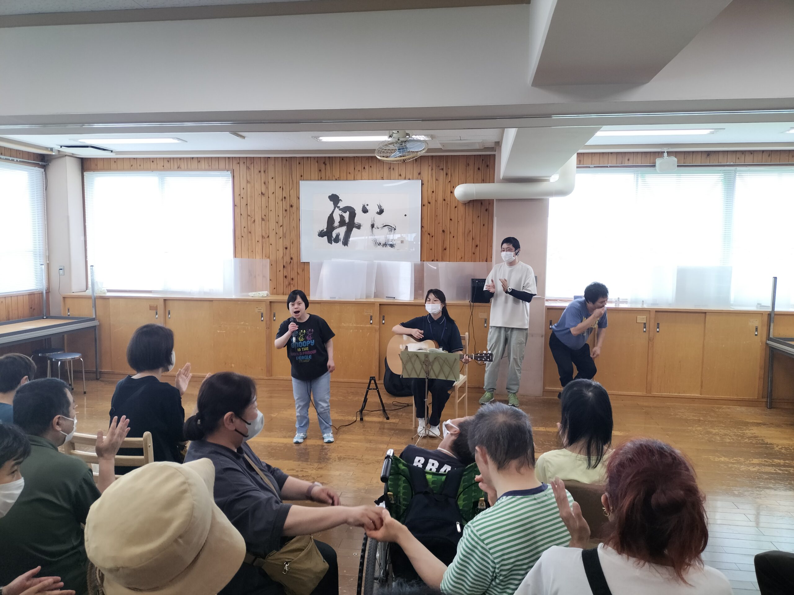 わかくさ南作業所　実習生さんによる演奏会